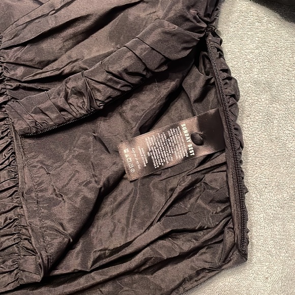 NEW! Aritzia Sunday Best Petal Top sz 8 - Picture 5 of 7